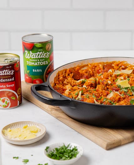Easy Chicken and Tomatoes Oven Risotto
