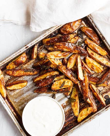 Crispy Potato Wedges In Oven With Herbs