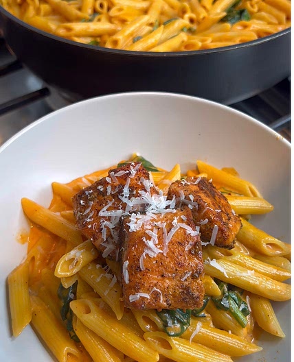 Vodka Pasta with Seared Salmon 