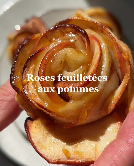 Roses feuilletées aux pommes de @totocuistot
