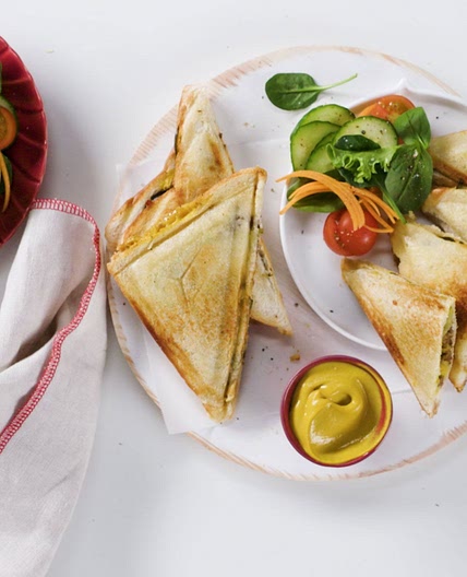 Cheeseburger jaffle