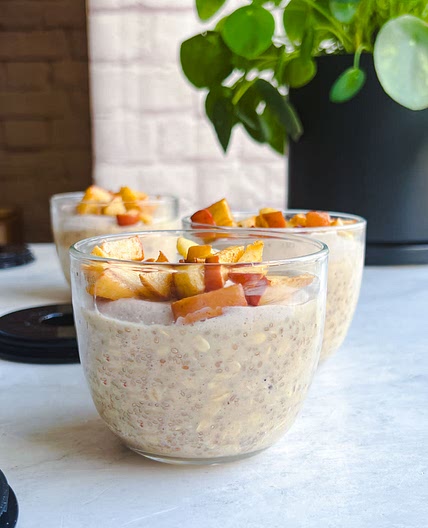 Apple Cinnamon Overnight Oats with Chia Seeds