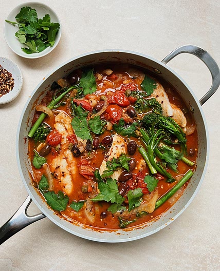 One Pot Fish Puttanesca With Fennel