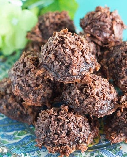 Chocolate Macaroons