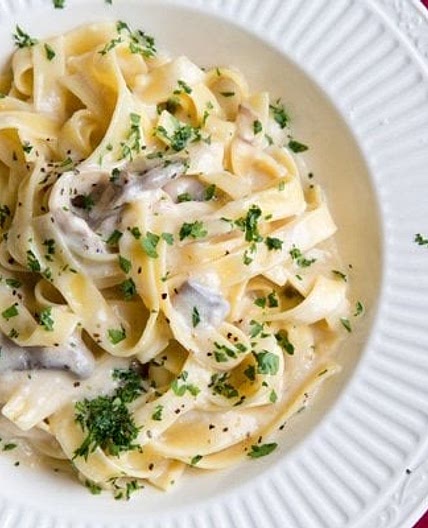 Fettuccine Alfredo