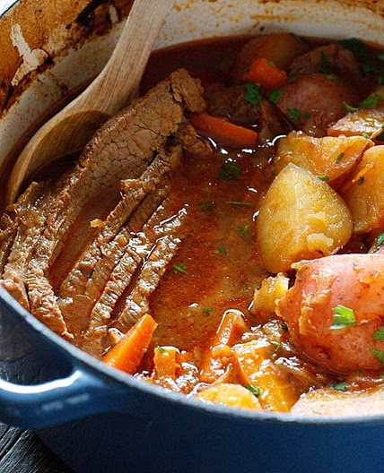 Braised Brisket with Potatoes and Carrots