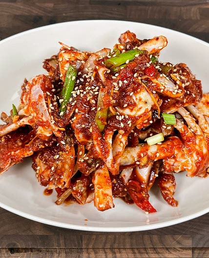 How to make Korean spicy marinated raw crab