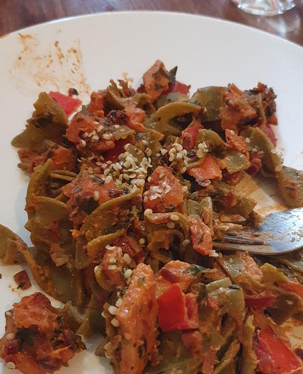 Chicken tomato pasta