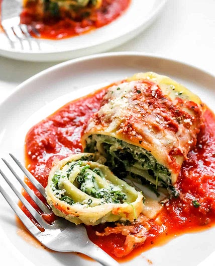 Skinny Spinach Lasagna Roll Ups