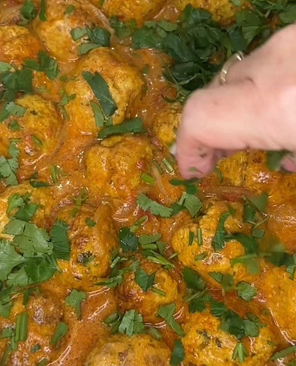Easy Chicken Meatball Curry