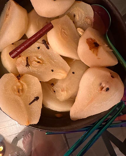 Spicy stewed pears 