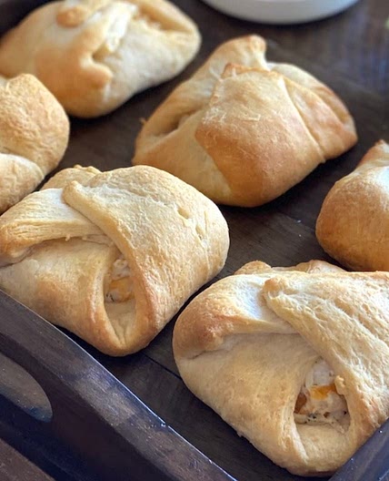 cream cheese chicken pockets