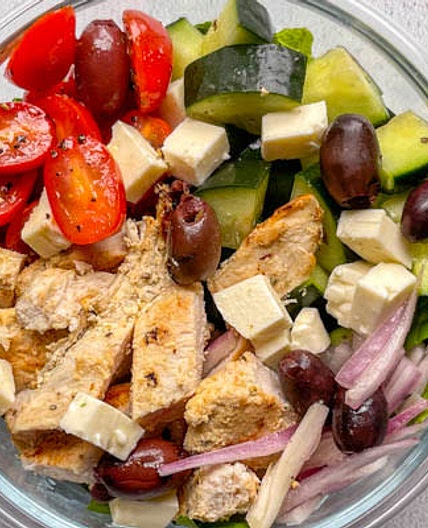 WWL Greek Salad With Chickpeas/Chicken