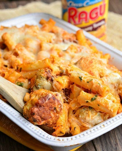 Chicken Meatball Baked Ziti
