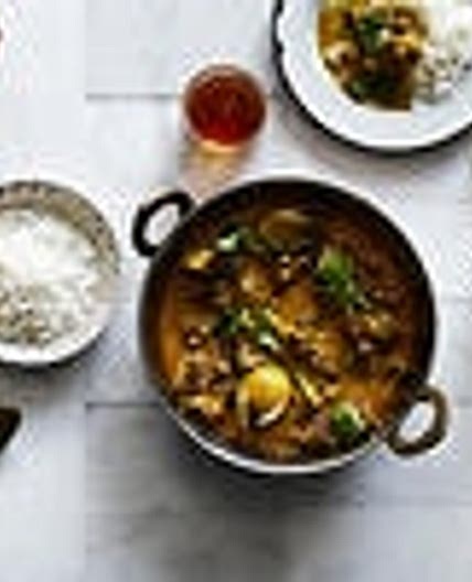 Sri Lankan goat curry