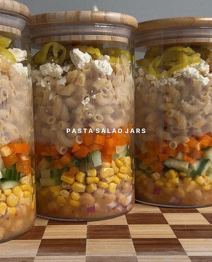 PROTEIN PASTA SALAD JARS!