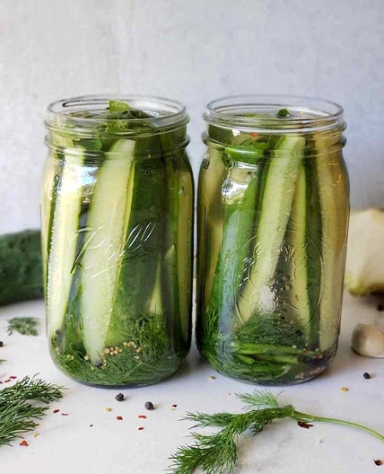 Crunchy Refrigerator Pickles: Quick & Easy Homemade Dill Pickles Recipe