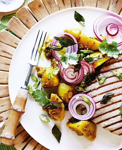 Seared tuna with Fijian-Style potato curry