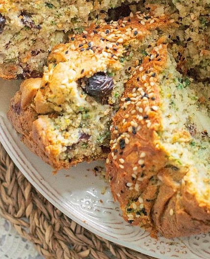 Halloumi and black olive cake