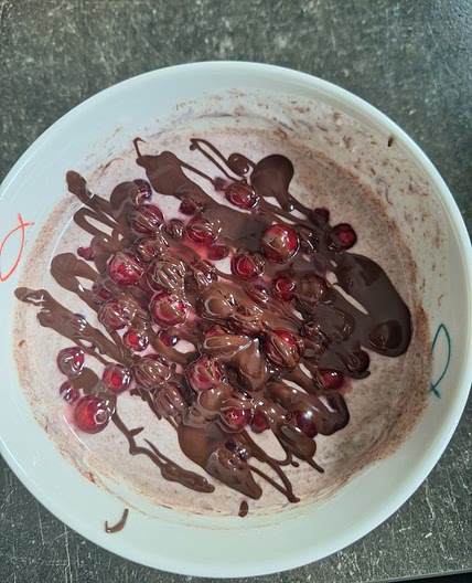 Johannisbeere-Joghurt Bowl