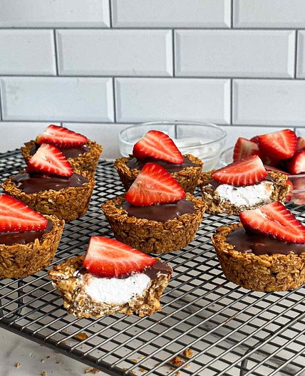 Yoghurt Granola Cups 