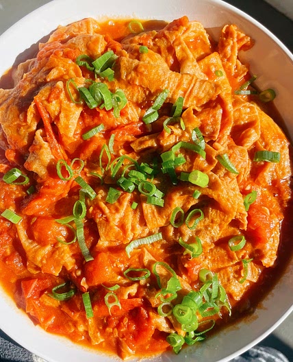 Vegan Chinese Tomato and 'Egg' Stir Fry