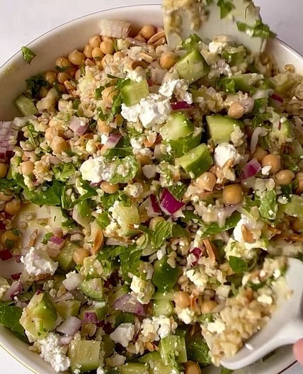 JENNIFER ANISTON SALAD