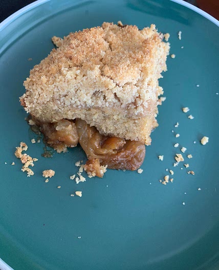 Apple Crumble Cake