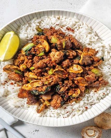 Fragrant Pork and Mushroom Stir-Fry with Pak Choi and Zesty Rice
