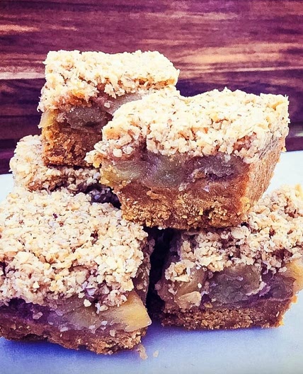 Apple Crumble Slice