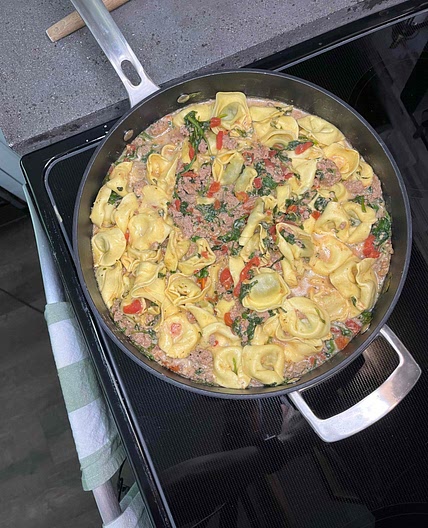 One Pot Spinach Tortellini