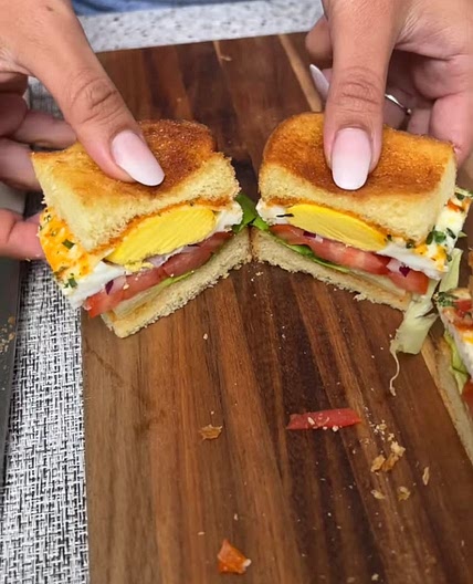 Baked egg sandwich 