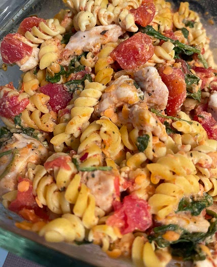 Chicken & tomato dump & bake pasta