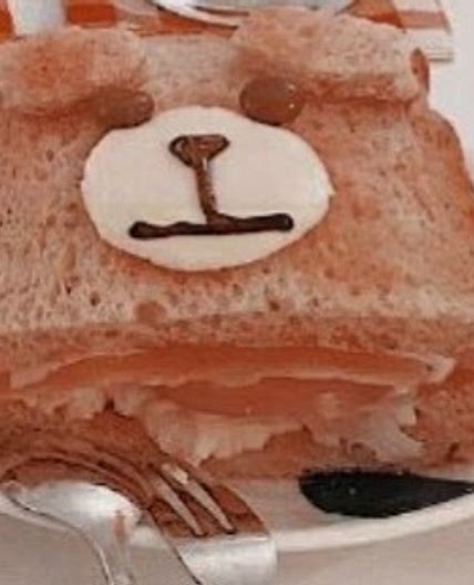 Bear Dessert Sandwhich