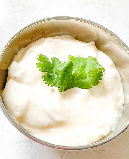 Easy Garlic Aioli Recipe