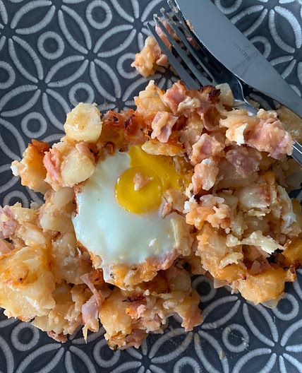 Egg, ham & potato hash