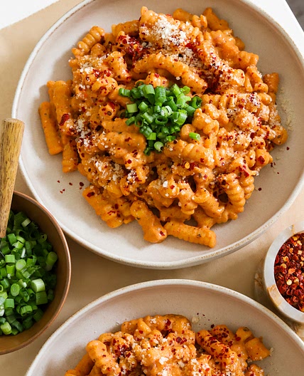 Creamy Gochujang Pasta with Tofu