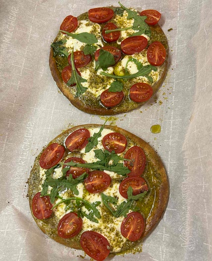 Homemade Caprese Pesto Flatbread