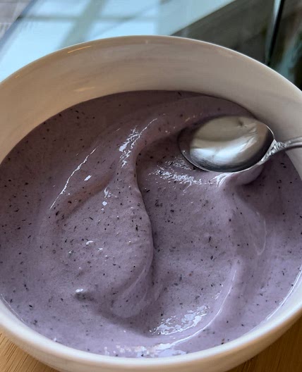 Blueberry Mango Protein Smoothie 
