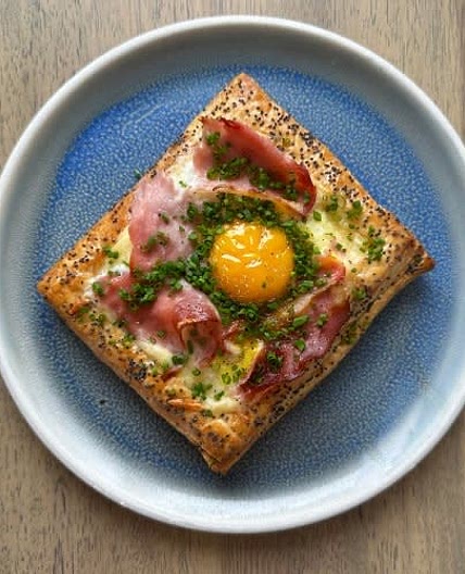 Ham, Cheese, and Egg Puff Pastries