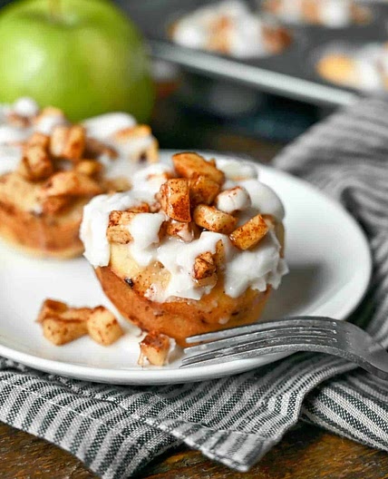 Apple Pie Cinnamon Rolls