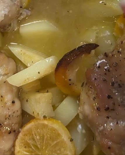 Garlic and Lemon Potatoes and Chicken