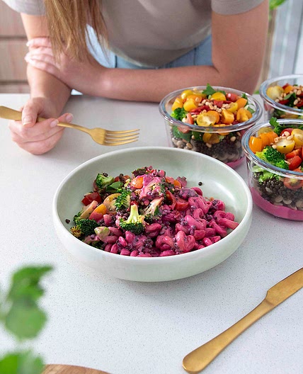 BARBIE RAINBOW PASTA SALAD (MEAL-PREP)