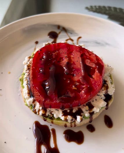 Bruschetta Breakfast Bagel