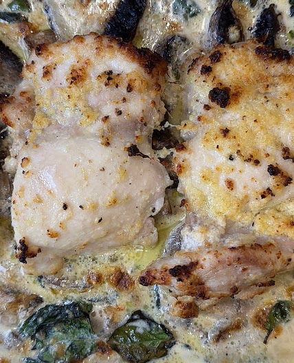 Lemon garlic chicken with creamy mushroom sauce tray bake