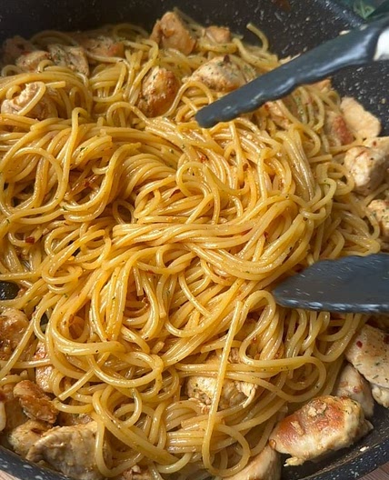 Honig-Knoblauch Spaghetti