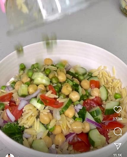 Orzo Chickpea Salad 