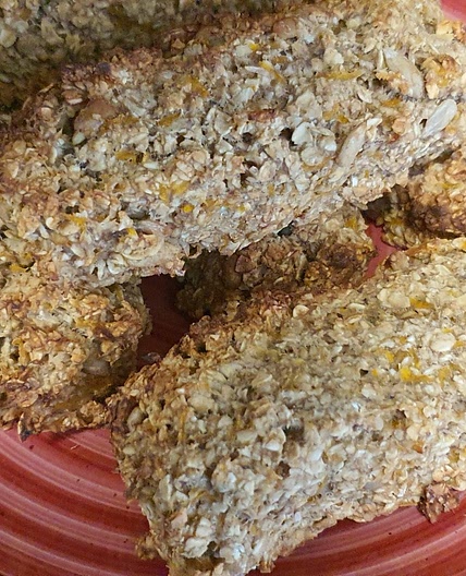 'Carrot cake' healthy breakfast bars