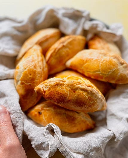 Air Fryer Empanada