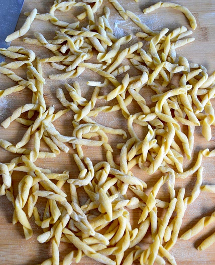 ITALIANO - Fusilli con pesto alla Trapanese